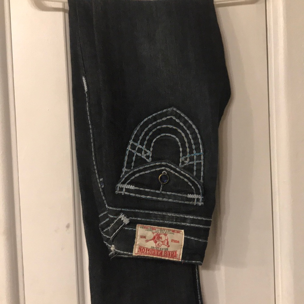 Size 27 women’s true religion jeans blue stitch